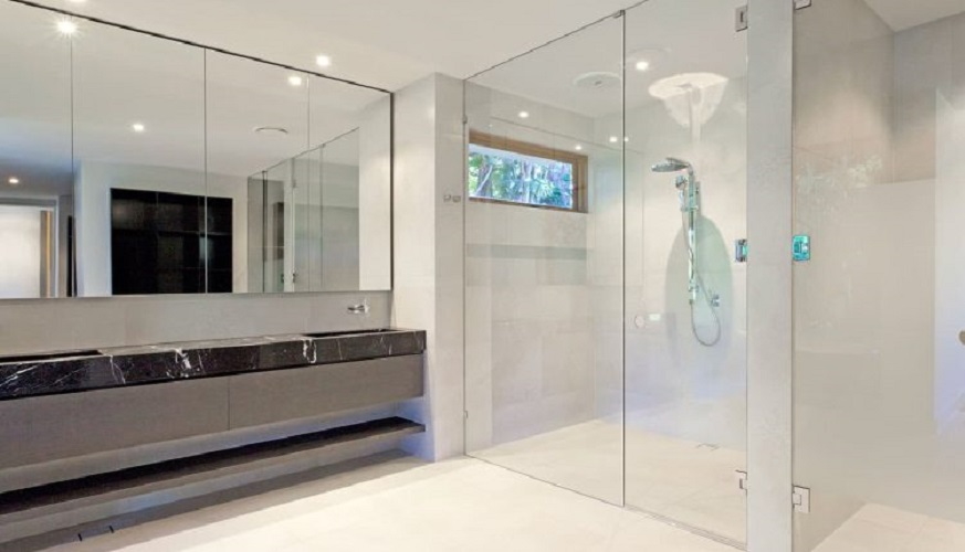 10 Top Tips On How Best To Clean Your Shower Screen